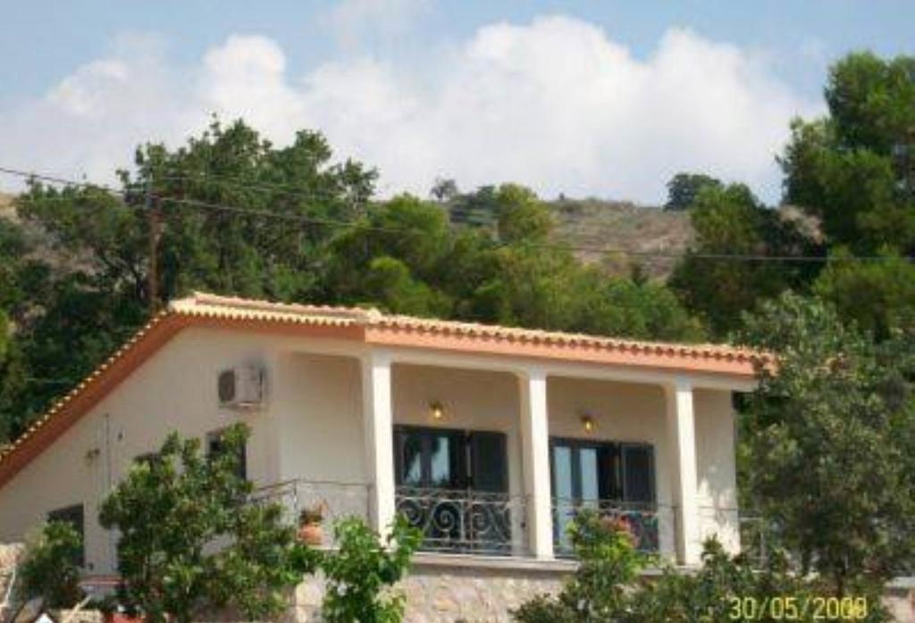 Niriides Apartment Galaxidi Bagian luar foto
